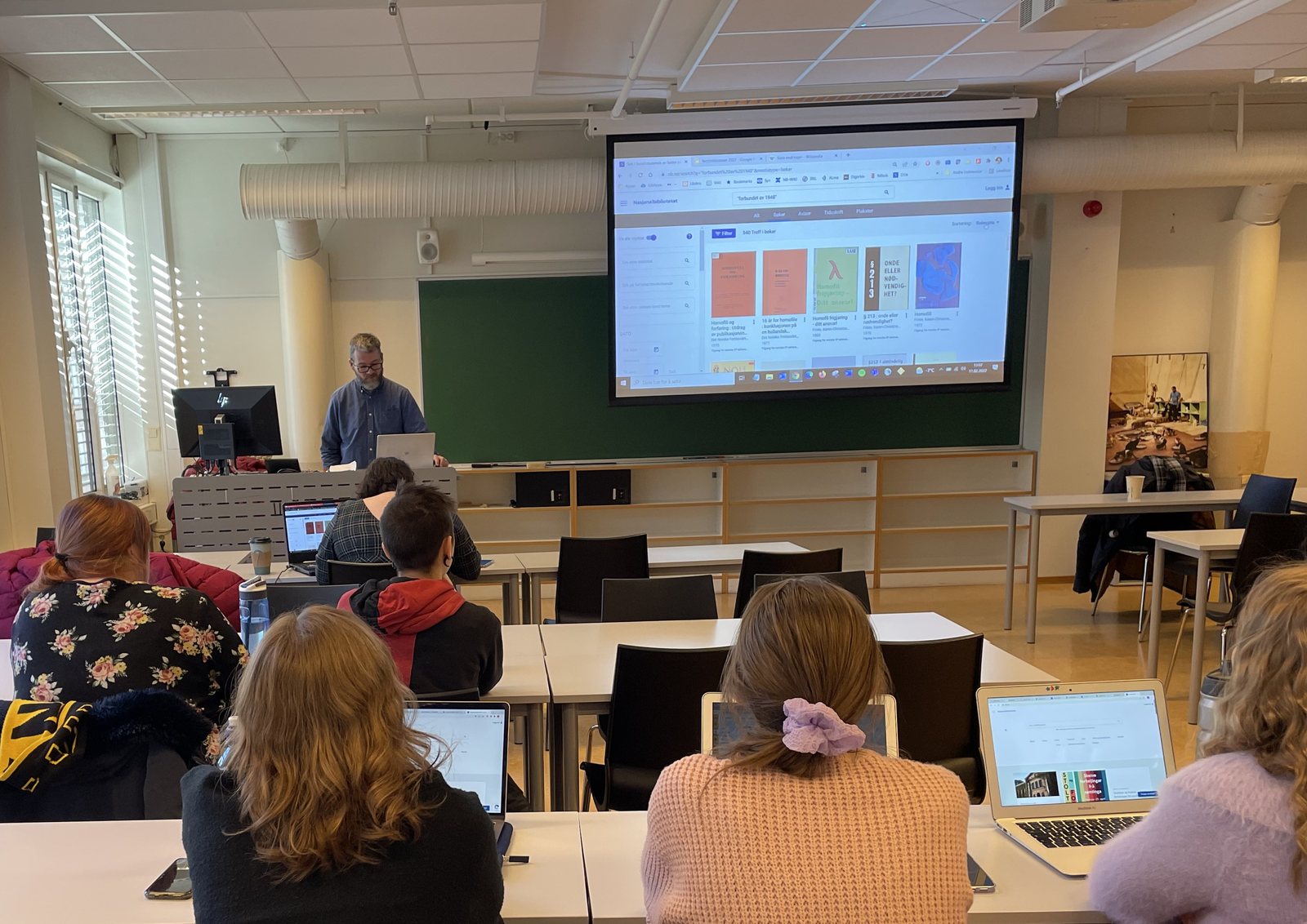 Students in a teaching session at the National Library of Norway in 2022